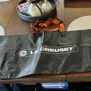 Le Creuset Black shopping bag bn without tags.